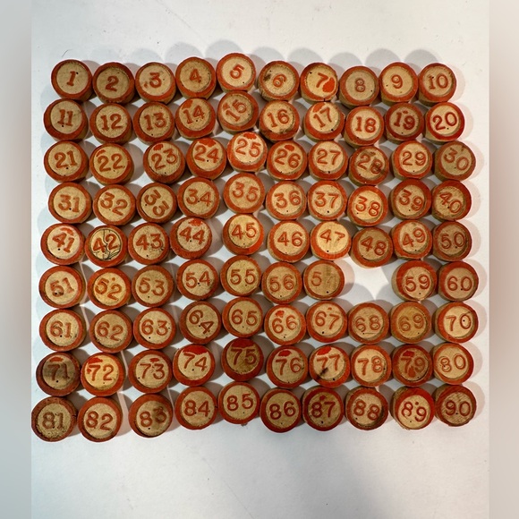 Vintage Bingo Cards And Numbers Wood Red Replacement Game Pieces 1-90 Missing 58 - Picture 6 of 6